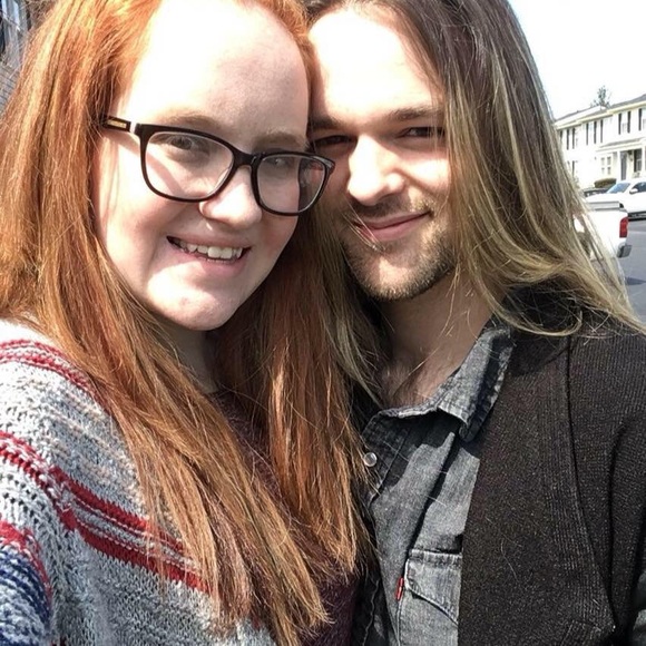 Meet your Posher, Sam - Picture 4 of 4